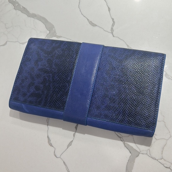 Vince Camuto Clutch - Picture 2 of 7